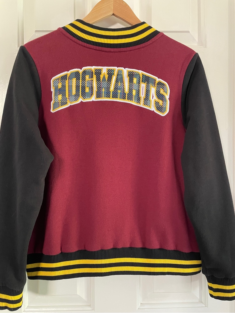 ⚡️OFFICIAL - Harry Potter Hogwarts Gryffindor Varsity Bomber Jacket, Men's Large